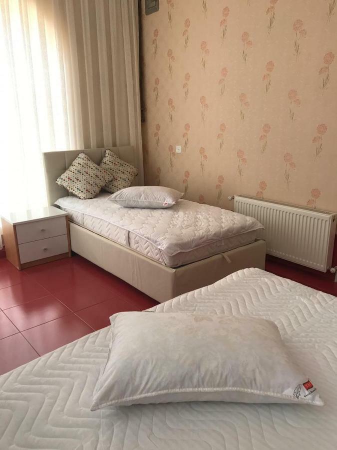Sheki Apartments ภายนอก รูปภาพ